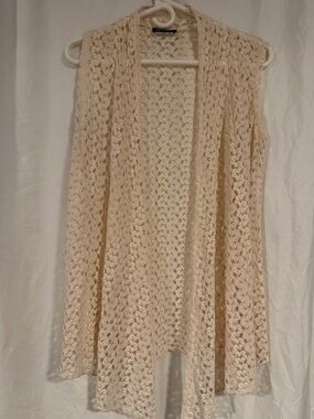 Brittany Black Lace Crochet Vest in Cream